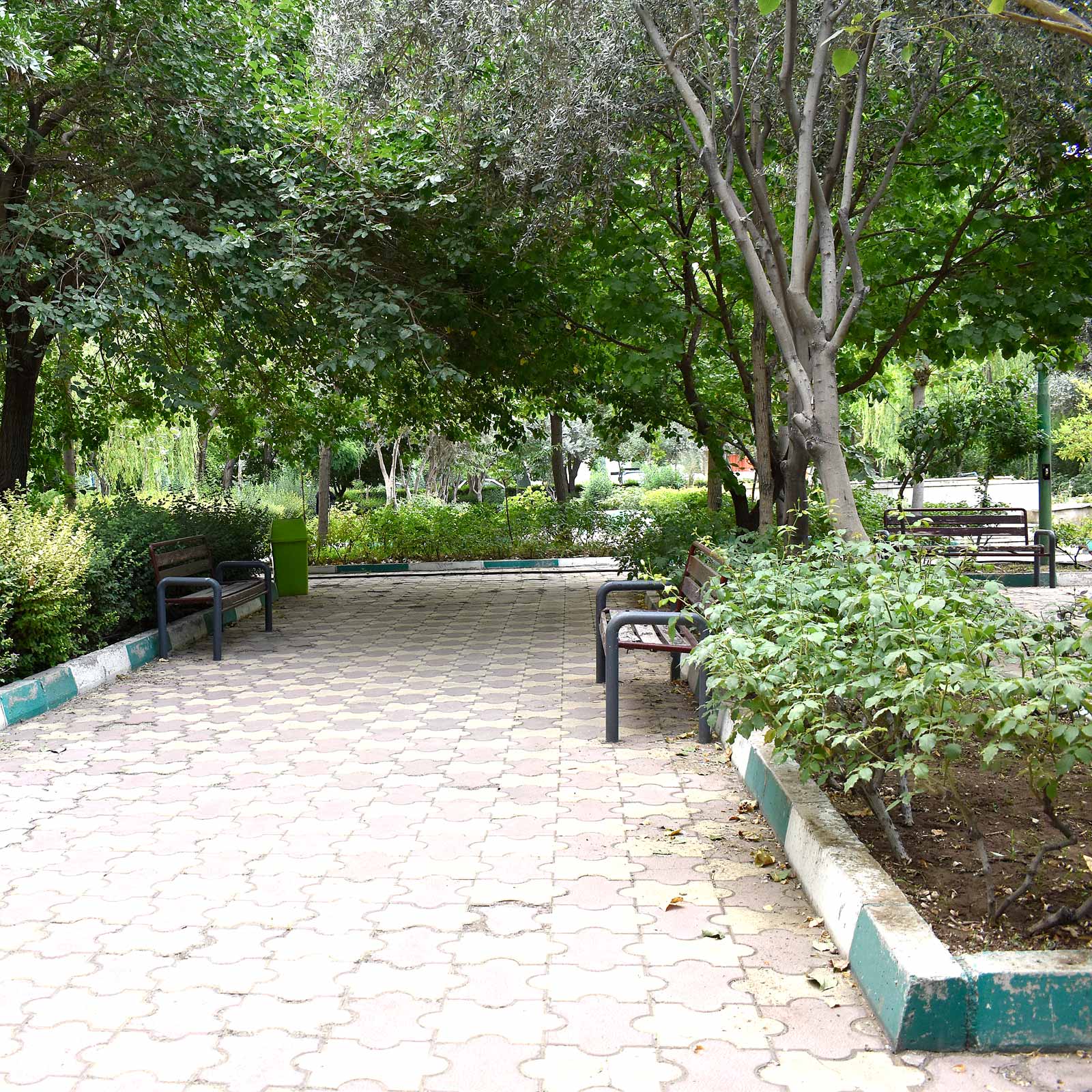 Central Campus Yard, Allameh Tabatabai University